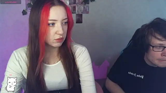 Snapshot of JayMollyy chatting on March 8, 1:03 pm JayMollyy online show from March 8, 1:03 pm