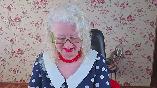 Maya Mayflower online show from April 18, 3:21 am