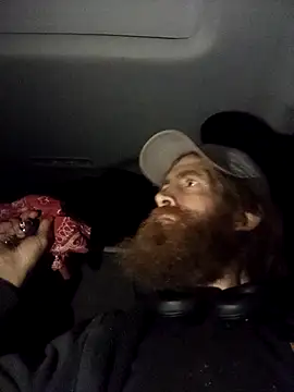 Snapshot of SirJonBradley chatting on October 22, 10:15 am SirJonBradley online show from October 22, 10:15 am