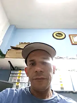 karlossan24 online show from January 18, 11:30 pm