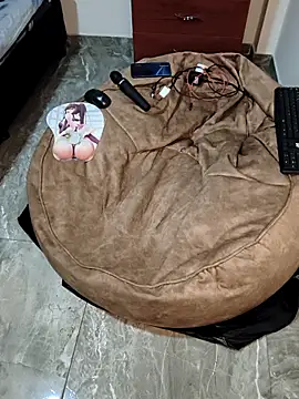 KratosAfroditacs online show from April 23, 8:02 am