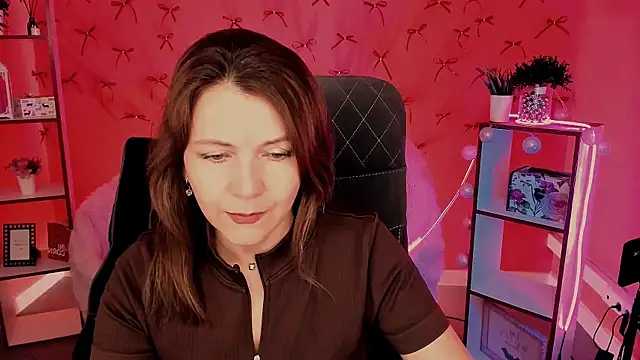 NicoleHitman online show from March 5, 1:07 pm