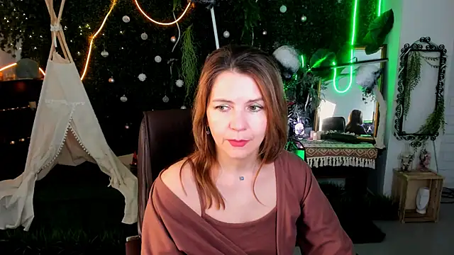 NicoleHitman online show from March 30, 5:14 pm