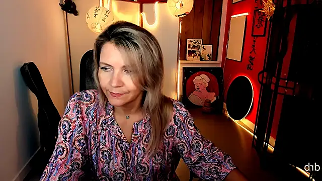 NicoleHitman online show from July 26, 1:18 pm