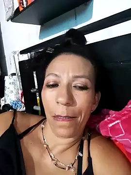 Snapshot of Antonela45 chatting on March 16, 1:17 am Antonela45 online show from March 16, 1:17 am