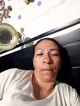 Snapshot of Antonela45 chatting on September 16, 1:28 am Antonela45 online show from September 16, 1:28 am