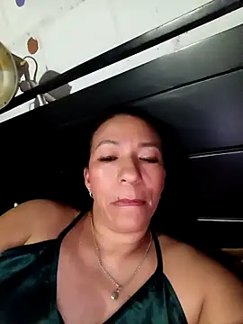 Snapshot of Antonela45 chatting on September 21, 11:06 pm Antonela45 online show from September 21, 11:06 pm