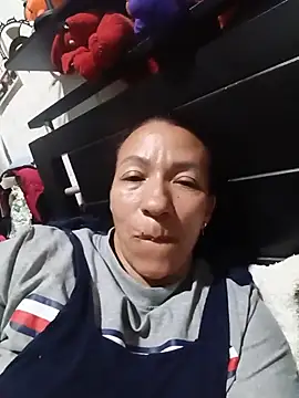Snapshot of Antonela45 chatting on July 22, 12:02 am Antonela45 online show from July 22, 12:02 am