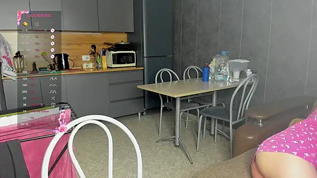 EvaTheHeart online show from October 18, 3:09 am