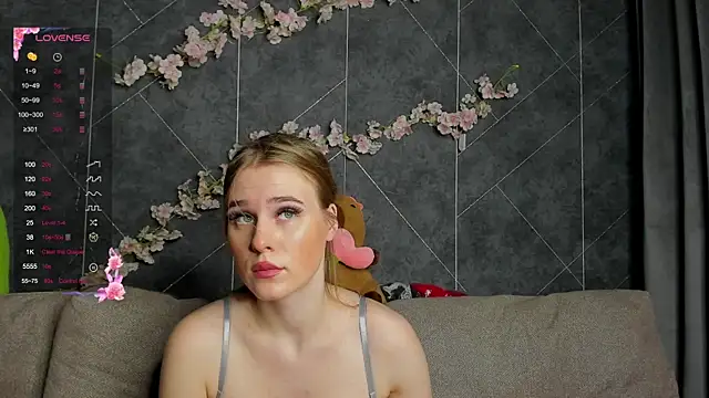 EvaTheHeart online show from November 12, 2:12 am