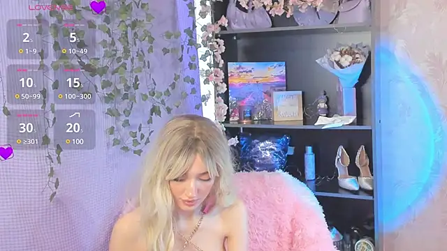 Snapshot of MelissaMillton chatting on March 12, 3:24 am MelissaMillton online show from March 12, 3:24 am