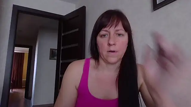 Snapshot of CarolinaReaperRed chatting on November 14, 10:36 am CarolinaReaperRed online show from November 14, 10:36 am