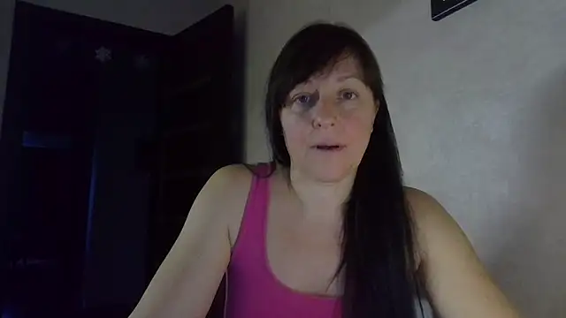 Snapshot of CarolinaReaperRed chatting on December 1, 1:38 pm CarolinaReaperRed online show from December 1, 1:38 pm