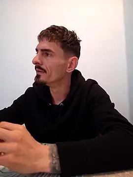 Snapshot of Anonim2026 chatting on March 4, 7:51 am Anonim2026 online show from March 4, 7:51 am