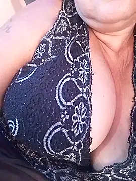 Sandra42 online show from April 22, 10:17 am