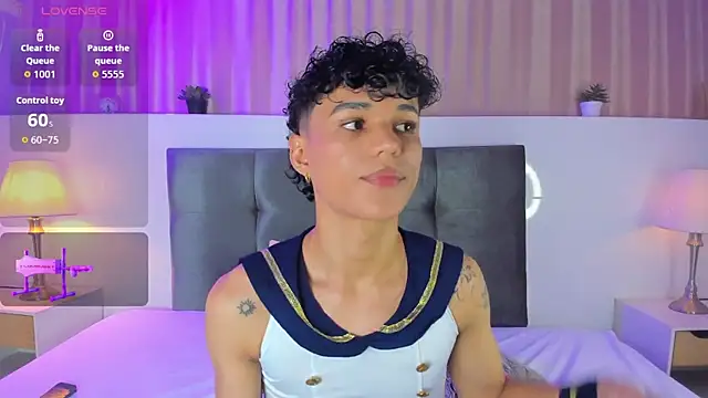 Kai riptide online show from November 6, 8:43 pm