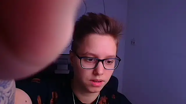 Bella Swannn online show from March 6, 12:09 pm