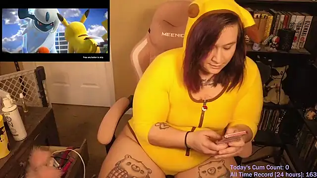 VioletNova online show from February 9, 2:54 pm