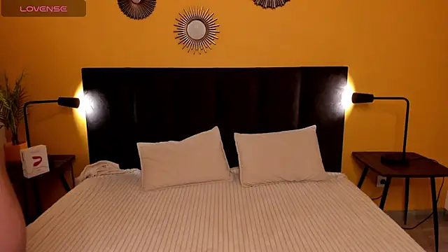 Jessie Curlyy online show from October 6, 3:04 am