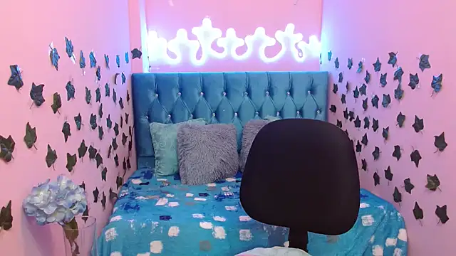 Anny  cute online show from March 14, 3:04 am