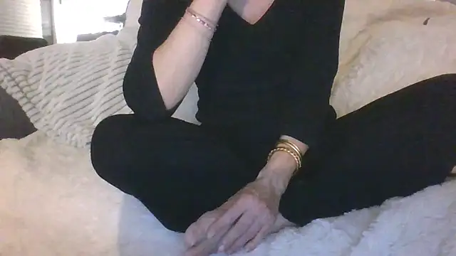 Valentinette online show from February 21, 8:43 pm