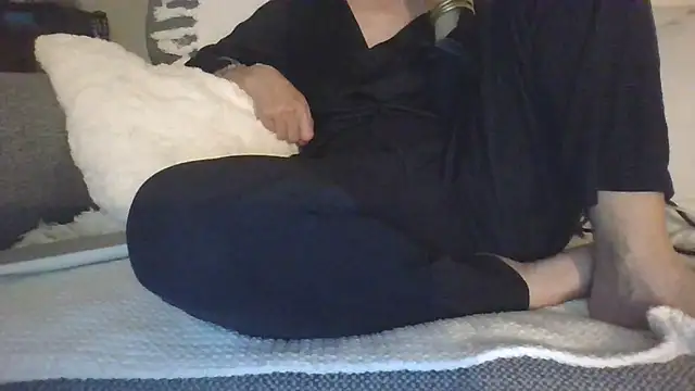 Valentinette online show from April 14, 7:31 pm