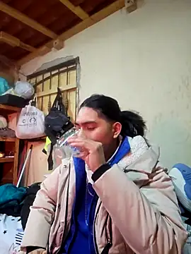 LAL0M4D4R4 online show from January 18, 9:13 am