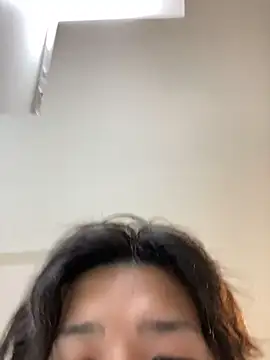 Snapshot of waka3232 chatting on November 7, 2:33 am waka3232 online show from November 7, 2:33 am