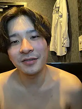 Snapshot of waka3232 chatting on November 11, 1:22 pm waka3232 online show from November 11, 1:22 pm