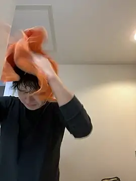 Snapshot of waka3232 chatting on November 28, 2:03 am waka3232 online show from November 28, 2:03 am