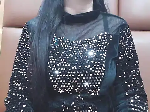 RealNaina online show from November 11, 5:46 pm