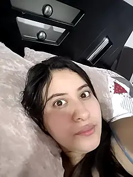 mialorents online show from February 15, 4:58 pm