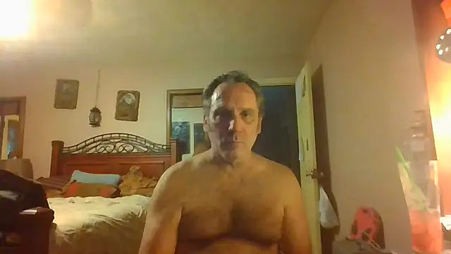 Snapshot of HunkofRock chatting on June 4, 11:44 pm HunkofRock online show from June 4, 11:44 pm