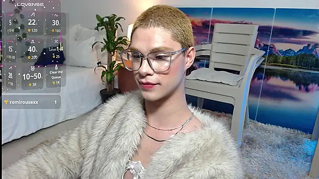 juanes puthee online show from October 1, 10:32 am