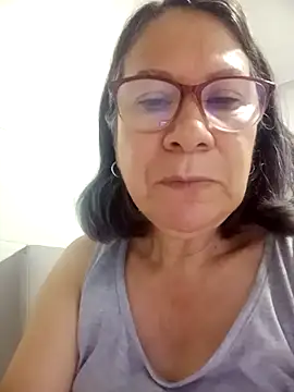 victoria wayne online show from April 16, 9:21 am