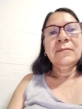 Snapshot of victoria_wayne chatting on May 5, 10:01 am victoria wayne online show from May 5, 10:01 am