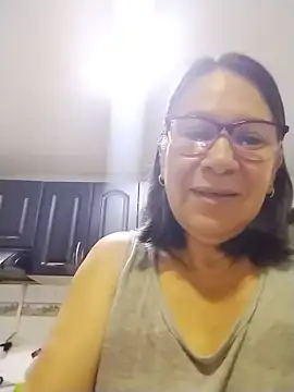 Snapshot of victoria_wayne chatting on May 30, 9:17 am victoria wayne online show from May 30, 9:17 am