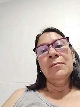 Snapshot of victoria_wayne chatting on June 3, 9:45 am victoria wayne online show from June 3, 9:45 am