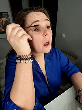 Juicy PeachLux online show from December 18, 4:07 am