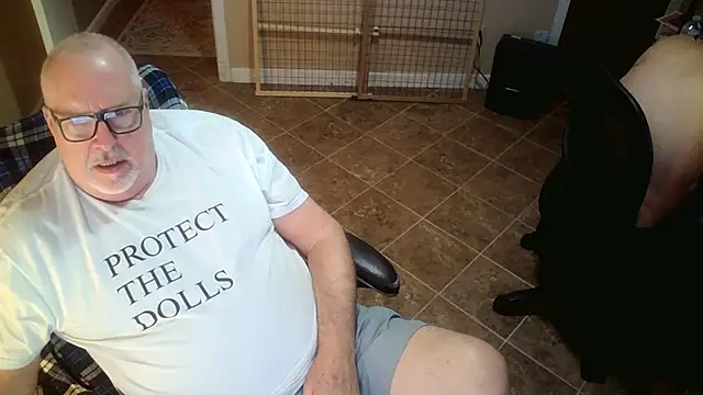 superbearboss online show from October 12, 3:16 am