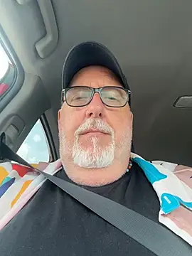 superbearboss online show from July 20, 4:09 pm