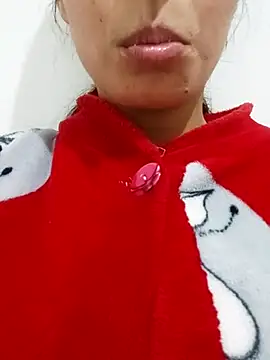 saraaxx1 online show from November 29, 8:28 am