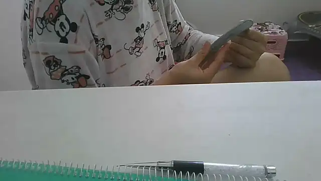 Snapshot of saraaxx1 chatting on May 31, 1:51 pm saraaxx1 online show from May 31, 1:51 pm