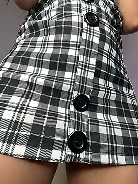  Emily Thompson  online show from October 21, 1:28 am