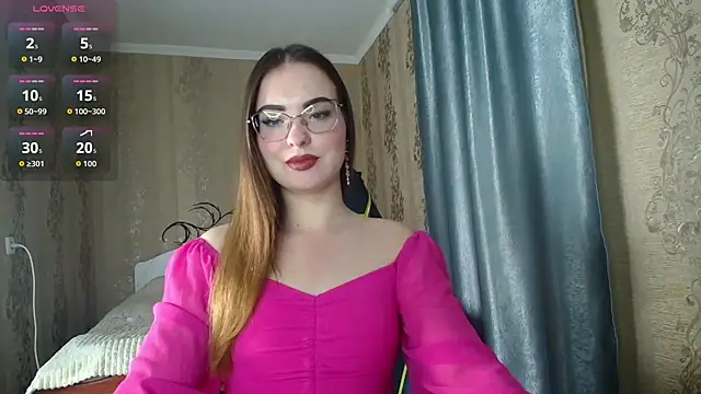 Snapshot of Leila_Kissyu chatting on April 30, 3:29 pm Leila Kissyu online show from April 30, 3:29 pm