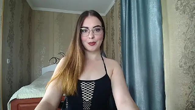 Snapshot of Leila_Kissyu chatting on May 15, 10:11 am Leila Kissyu online show from May 15, 10:11 am