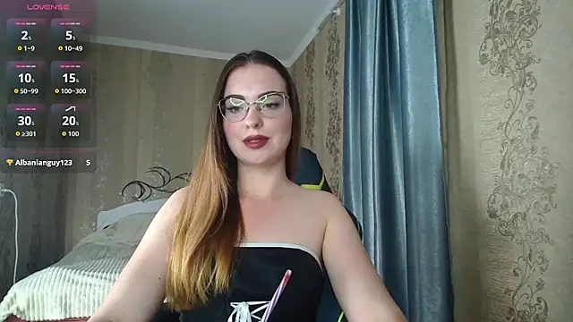 Snapshot of Leila_Kissyu chatting on May 27, 3:31 pm Leila Kissyu online show from May 27, 3:31 pm