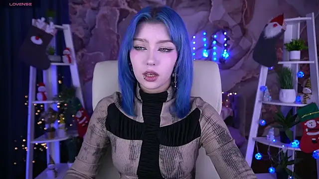 Snapshot of SelenaIris chatting on December 22, 9:12 pm SelenaIris online show from December 22, 9:12 pm