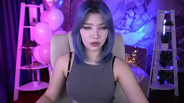 Snapshot of SelenaIris chatting on February 13, 9:44 pm SelenaIris online show from February 13, 9:44 pm