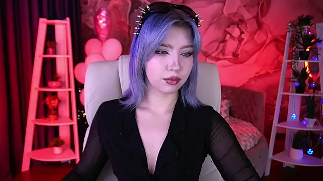 Snapshot of SelenaIris chatting on February 22, 9:35 pm SelenaIris online show from February 22, 9:35 pm